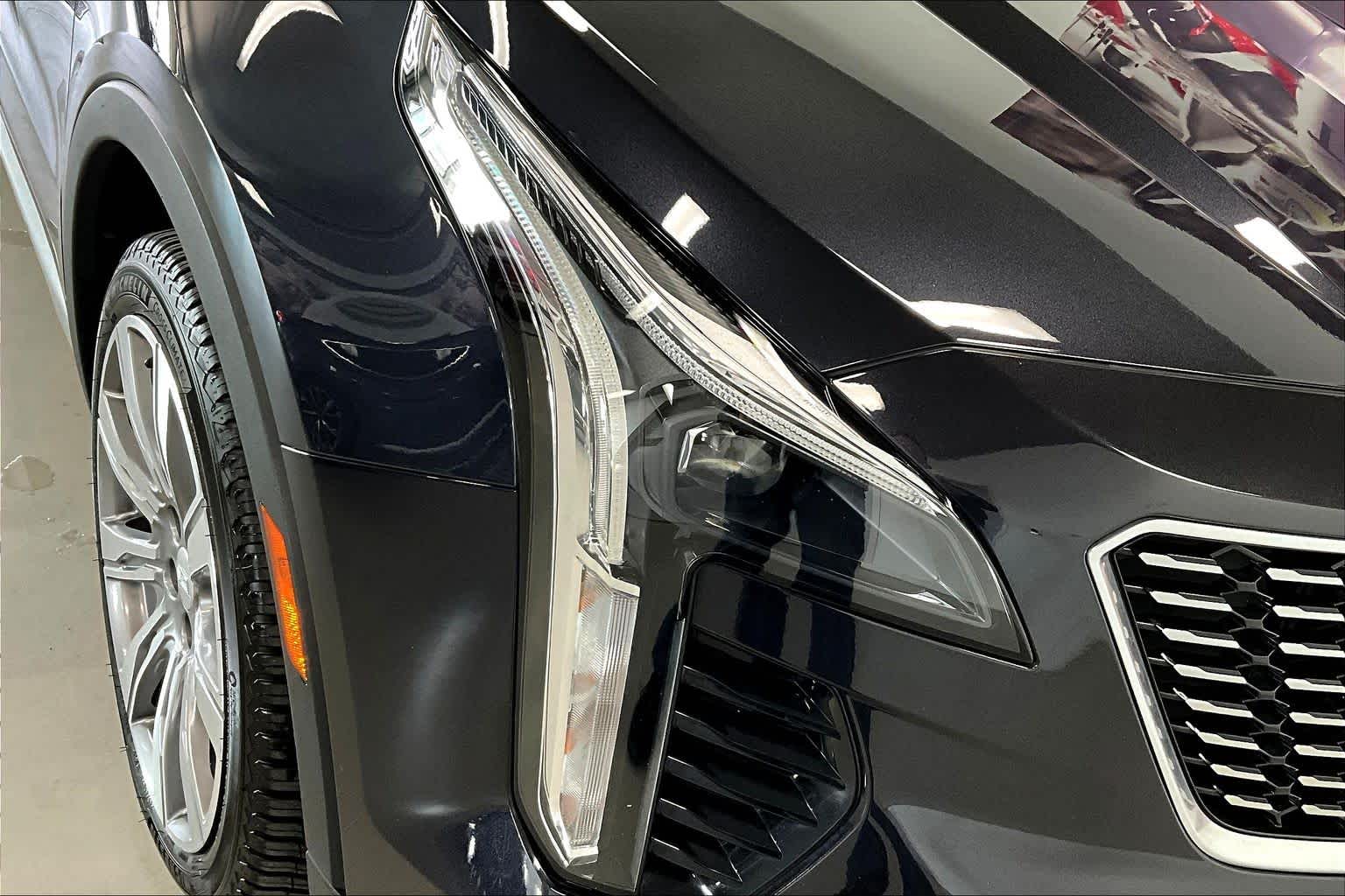 Thumbnail: 2023 Cadillac XT4 - 29