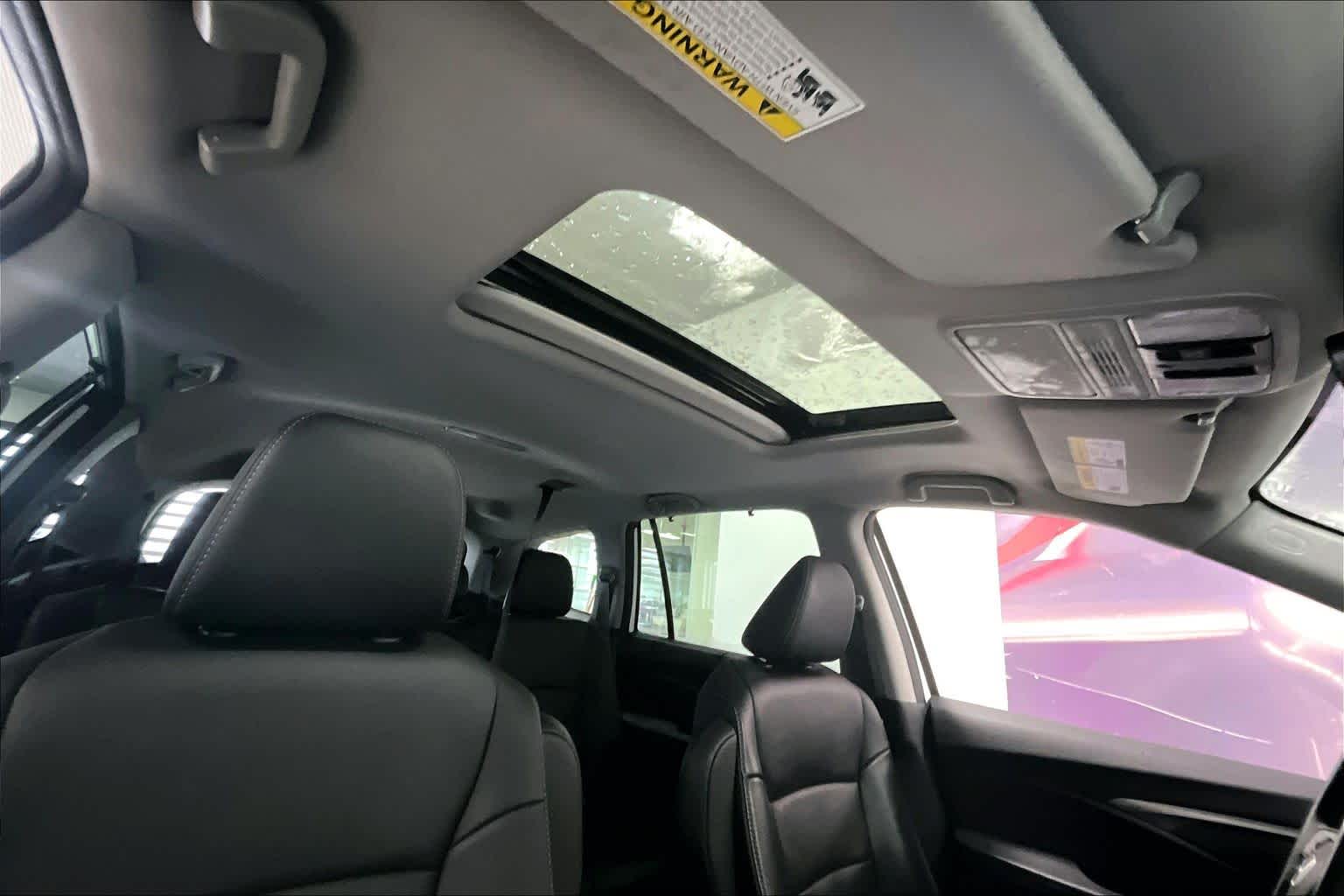 Thumbnail: 2022 Honda Pilot - 28