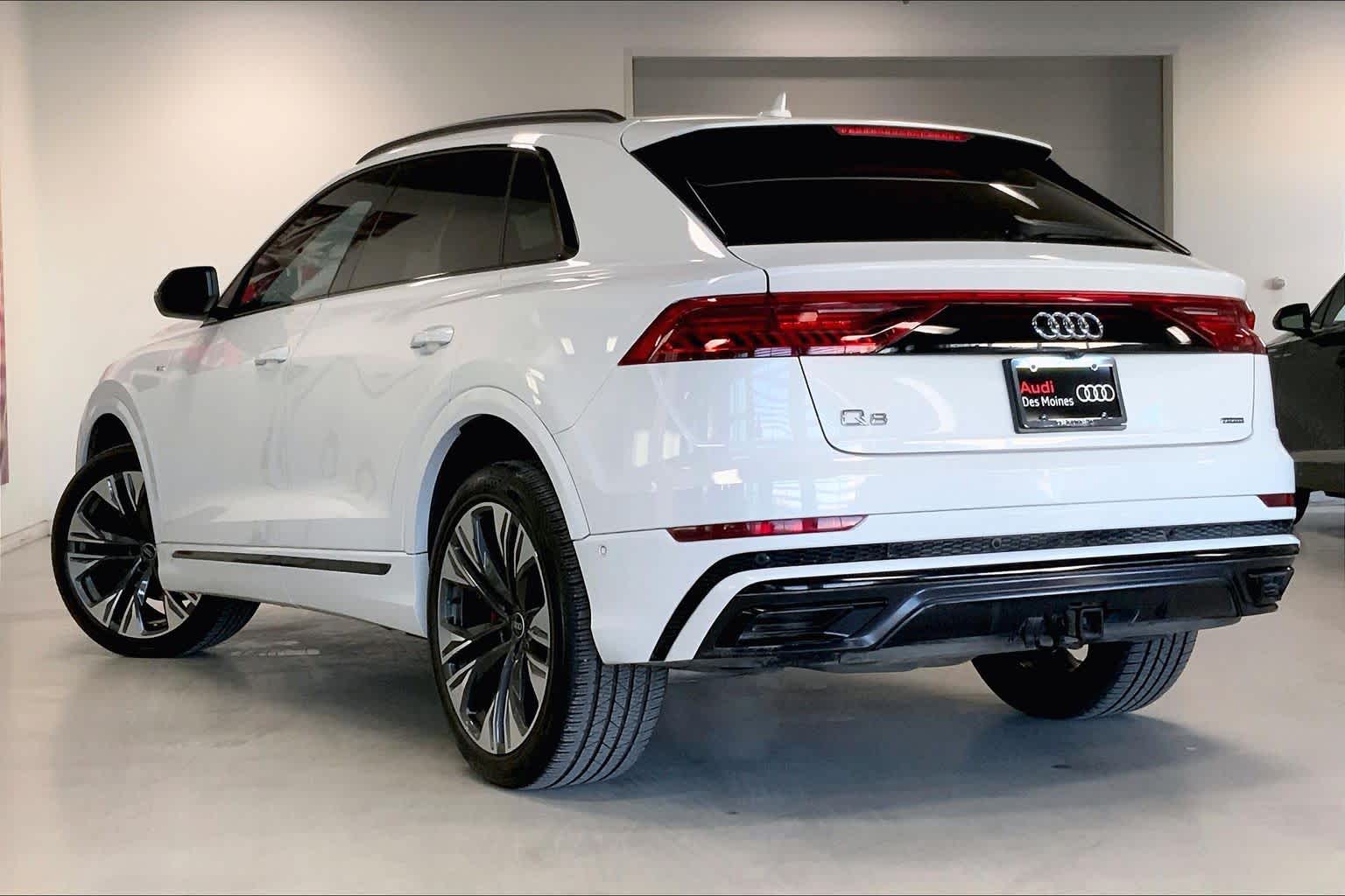 Thumbnail: 2021 Audi Q8 - 4