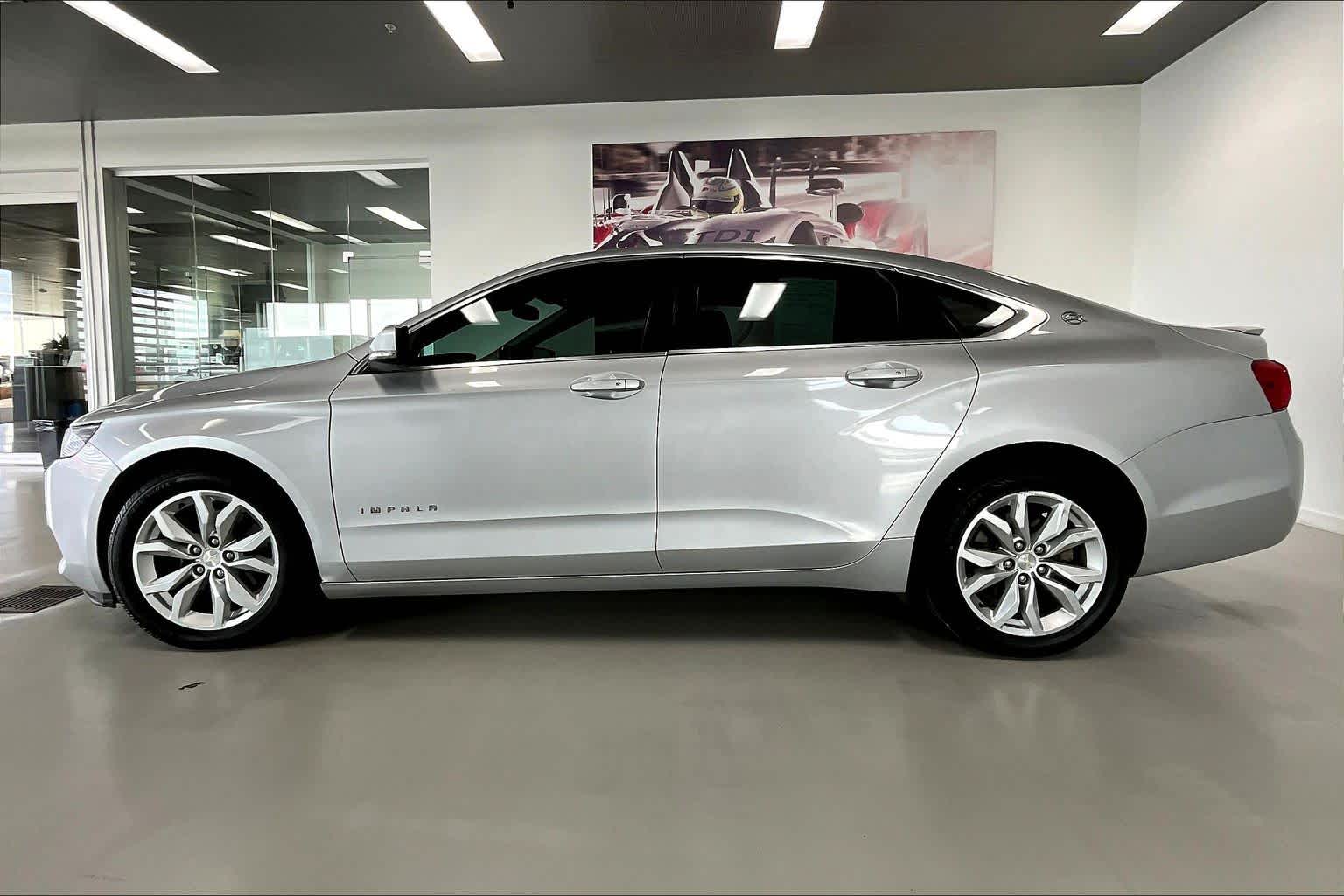 Thumbnail: 2019 Chevrolet Impala - 3