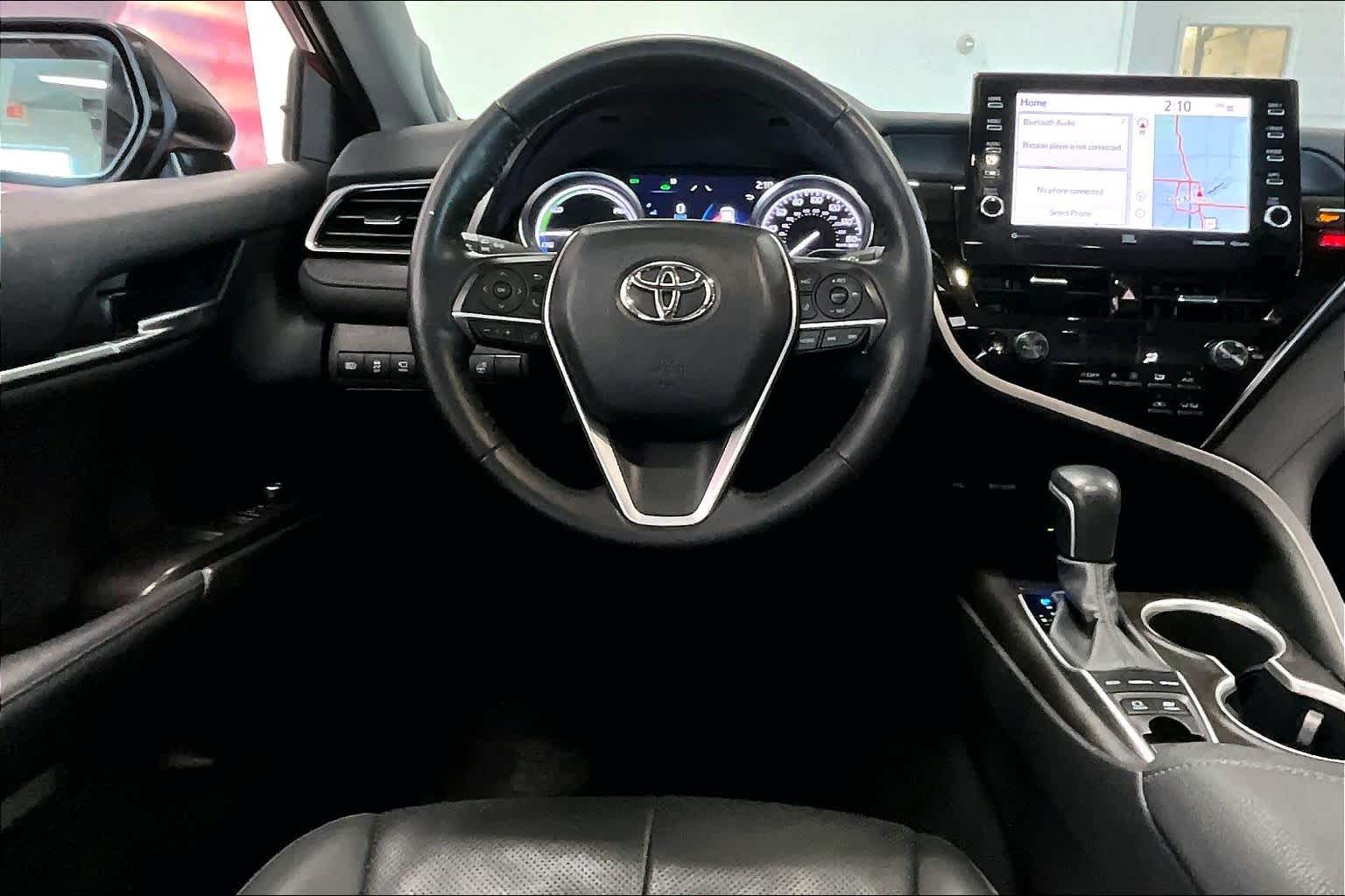 Thumbnail: 2022 Toyota Camry - 12