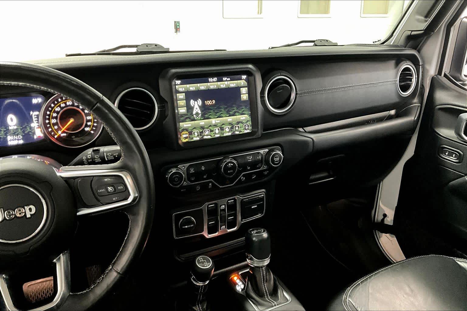 Thumbnail: 2018 Jeep Wrangler - 13