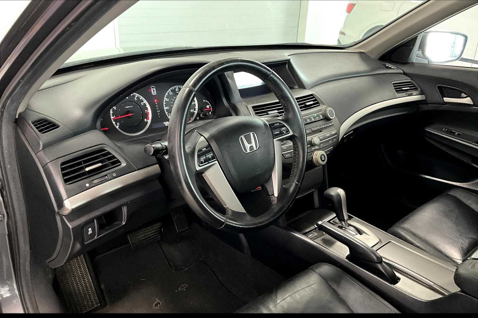2011 Honda Accord SE -
                  Johnston, IA
