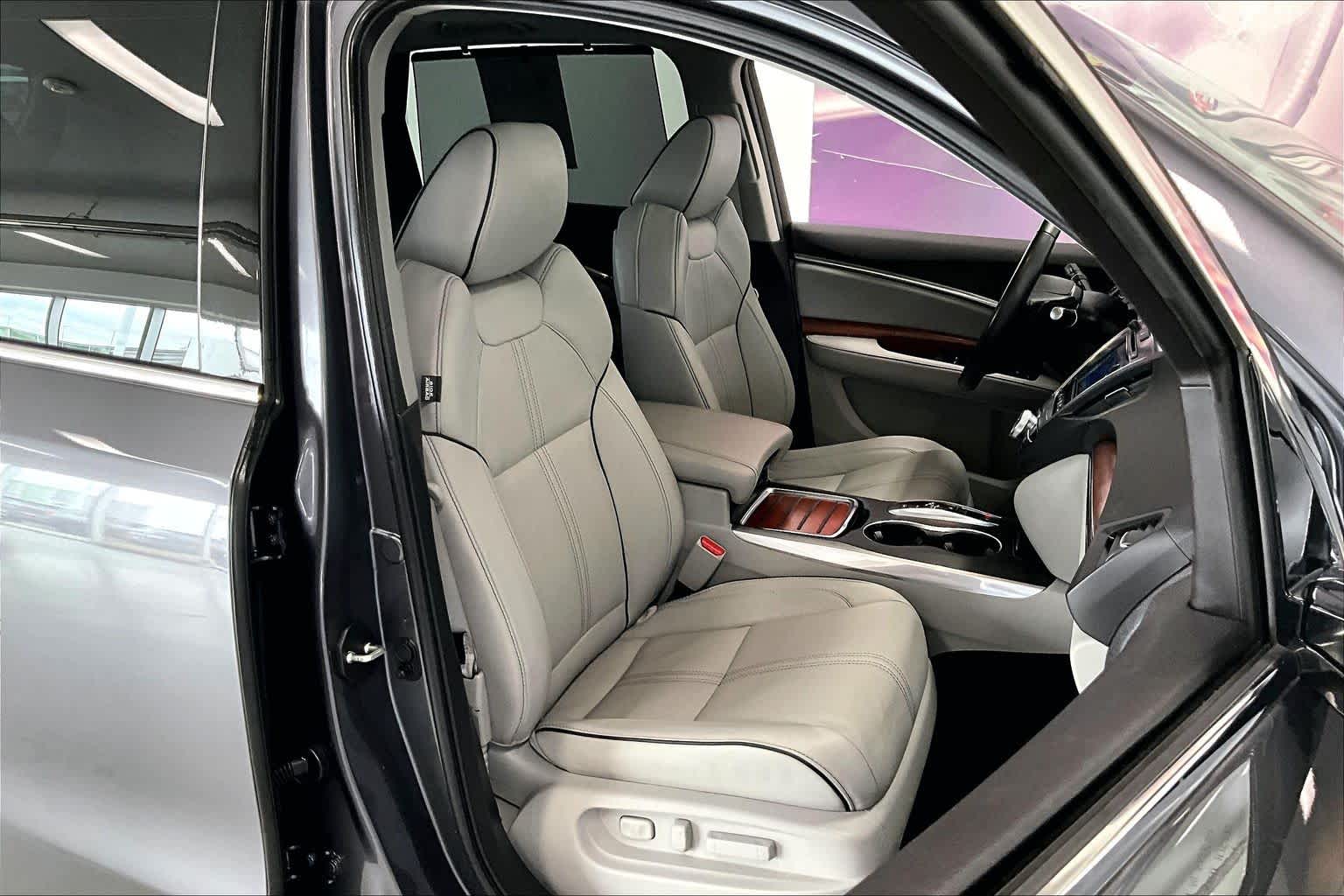 Thumbnail: 2017 Acura MDX - 12
