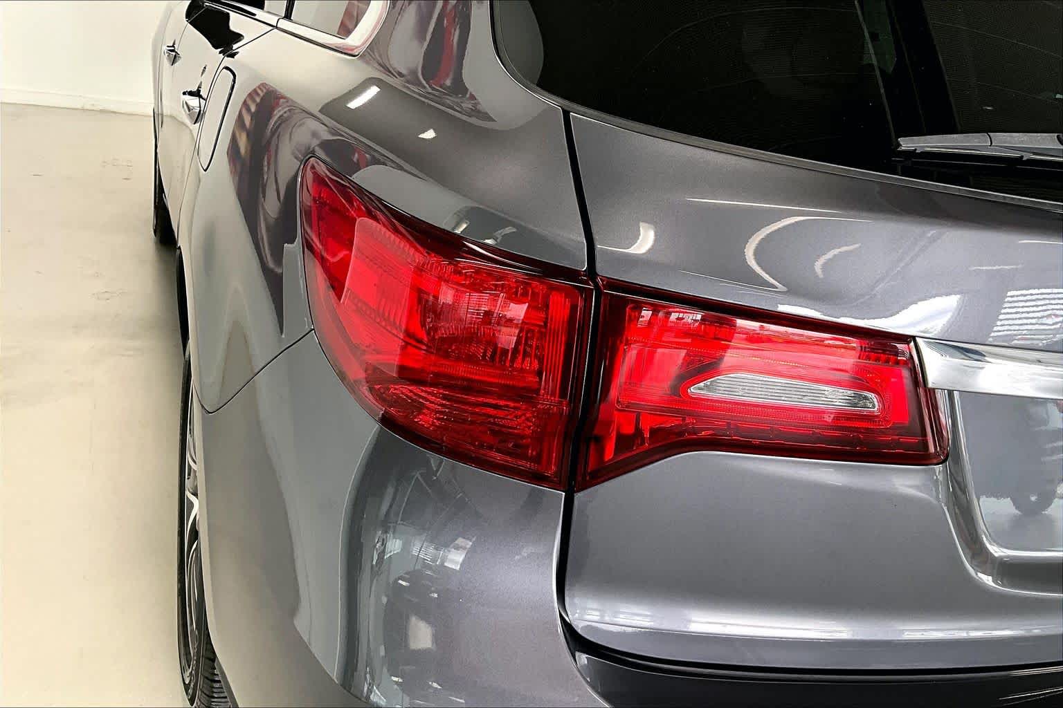 Thumbnail: 2017 Acura MDX - 30