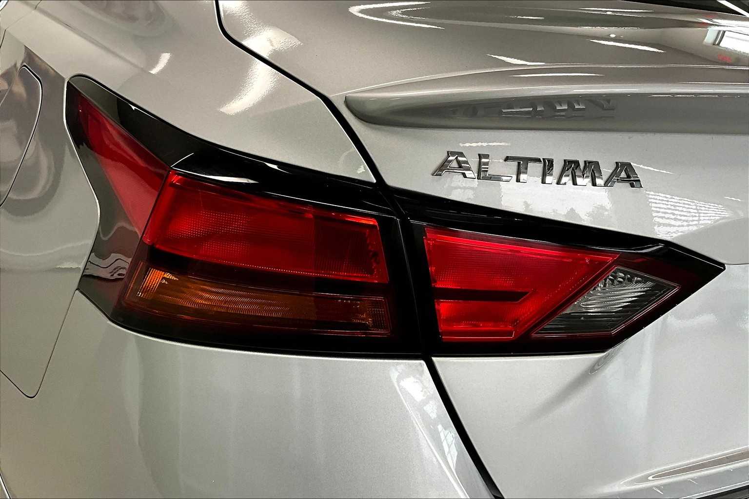 Thumbnail: 2022 Nissan Altima - 29