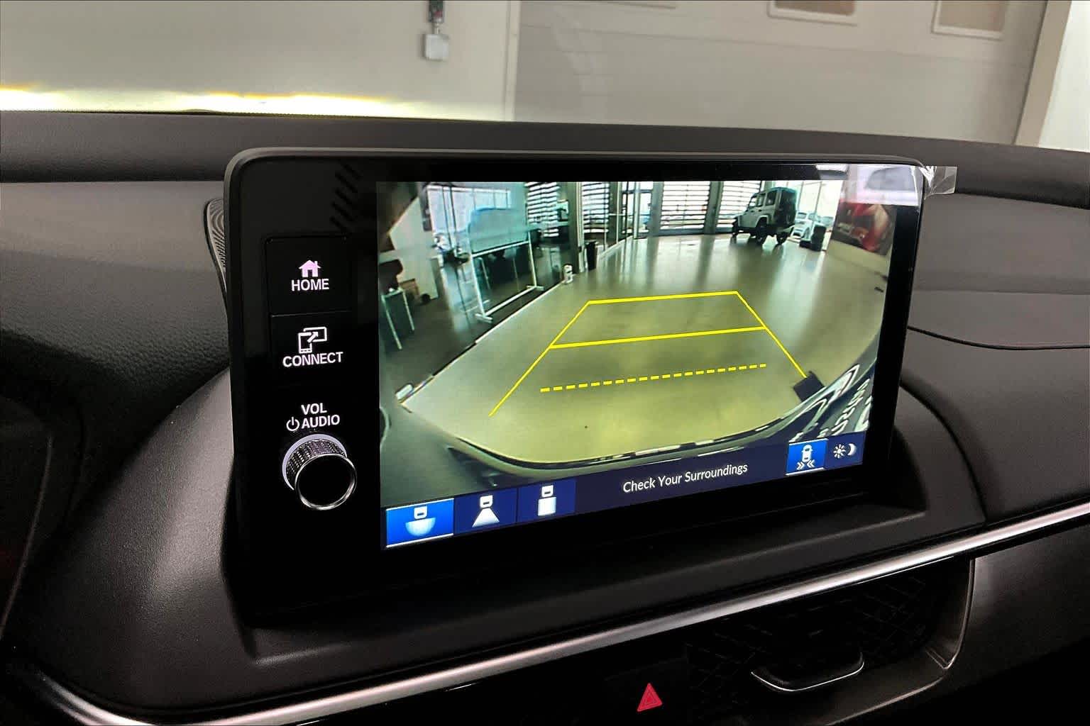 Thumbnail: 2025 Acura ADX - 24