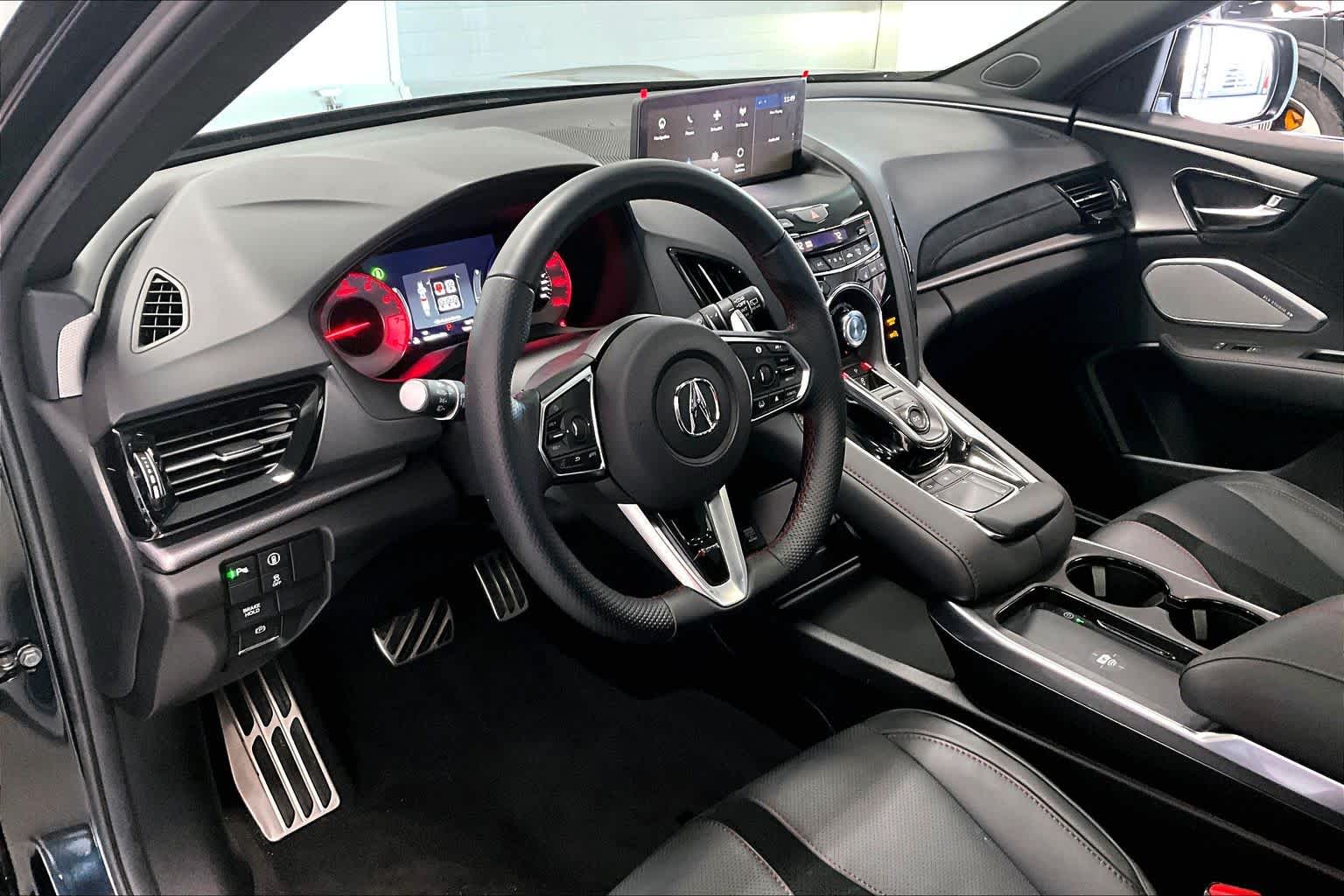 Thumbnail: 2025 Acura RDX - 2