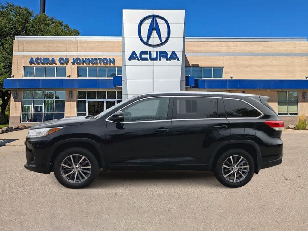Thumbnail: 2018 Toyota Highlander - 5