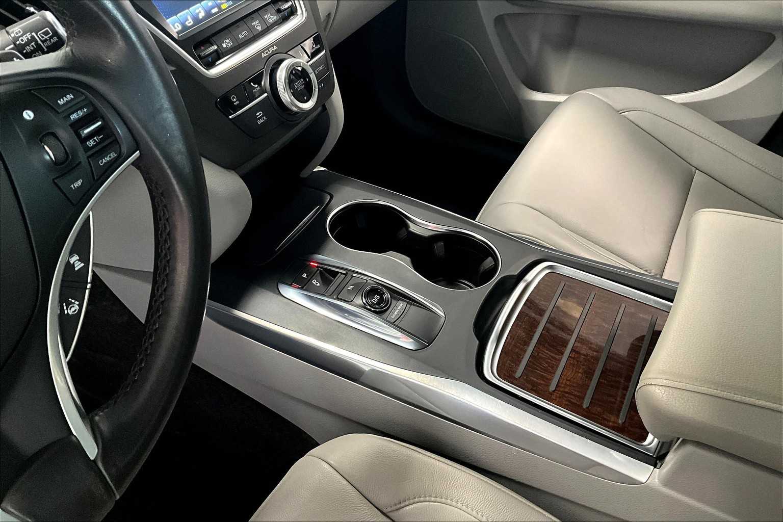 Thumbnail: 2018 Acura MDX - 14