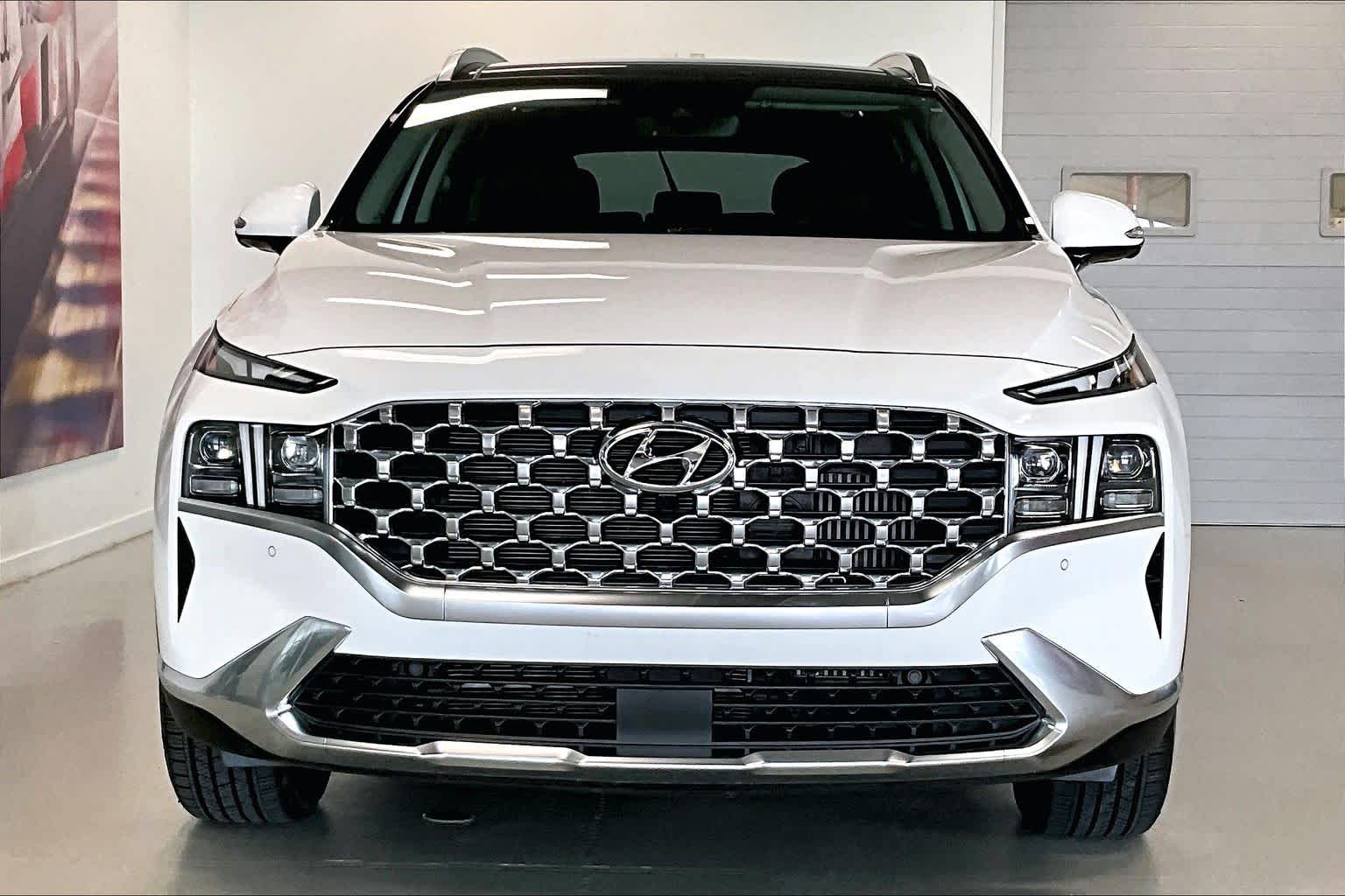 Thumbnail: 2023 Hyundai Santa Fe - 6