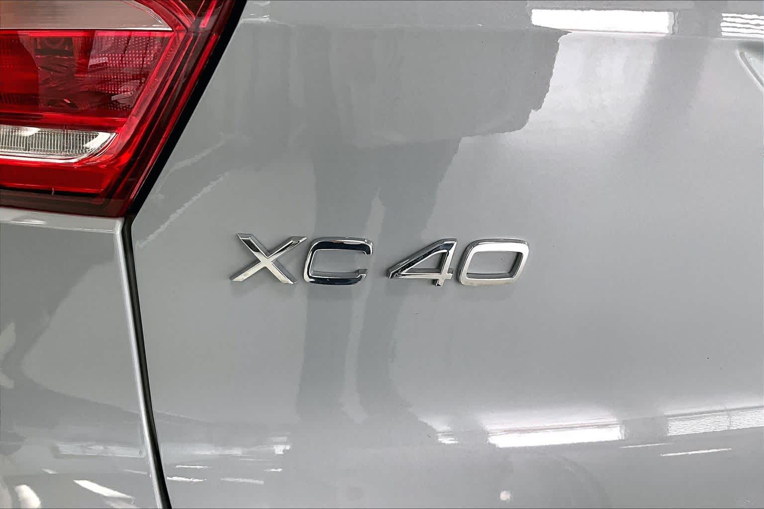 Thumbnail: 2024 Volvo XC40 - 7