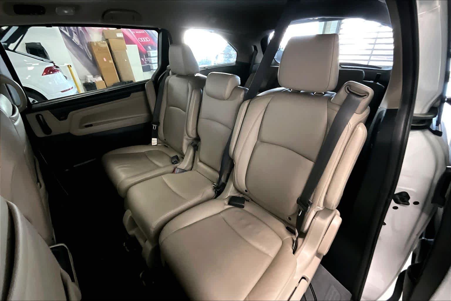 Thumbnail: 2023 Honda Odyssey - 27