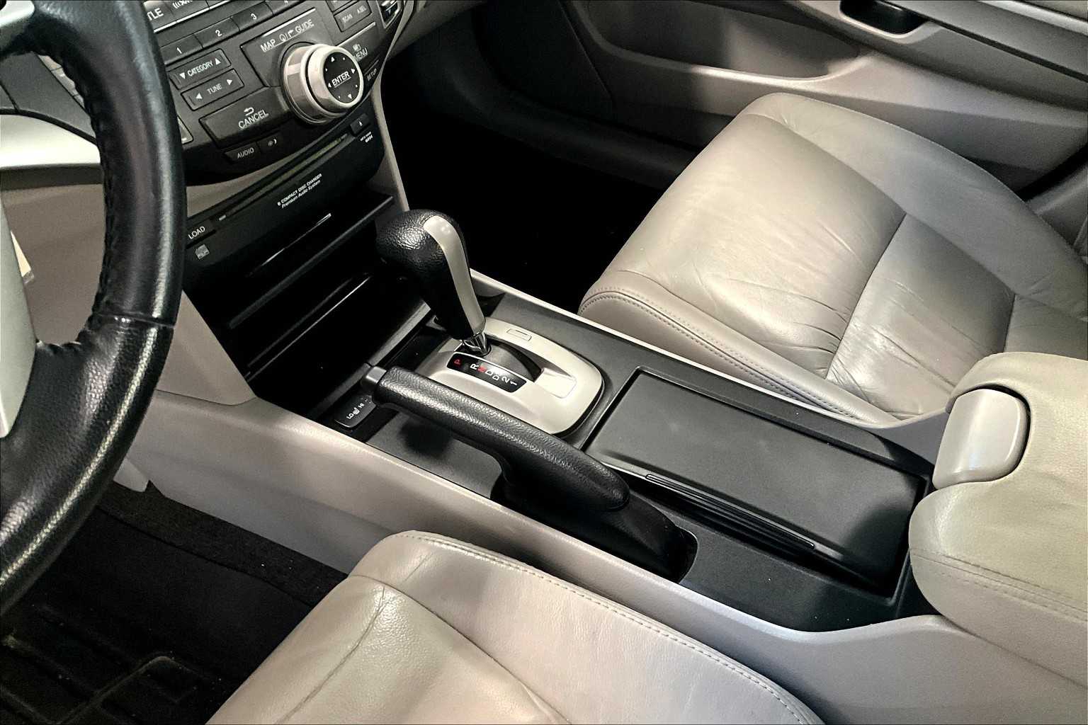 Thumbnail: 2010 Honda Accord - 10