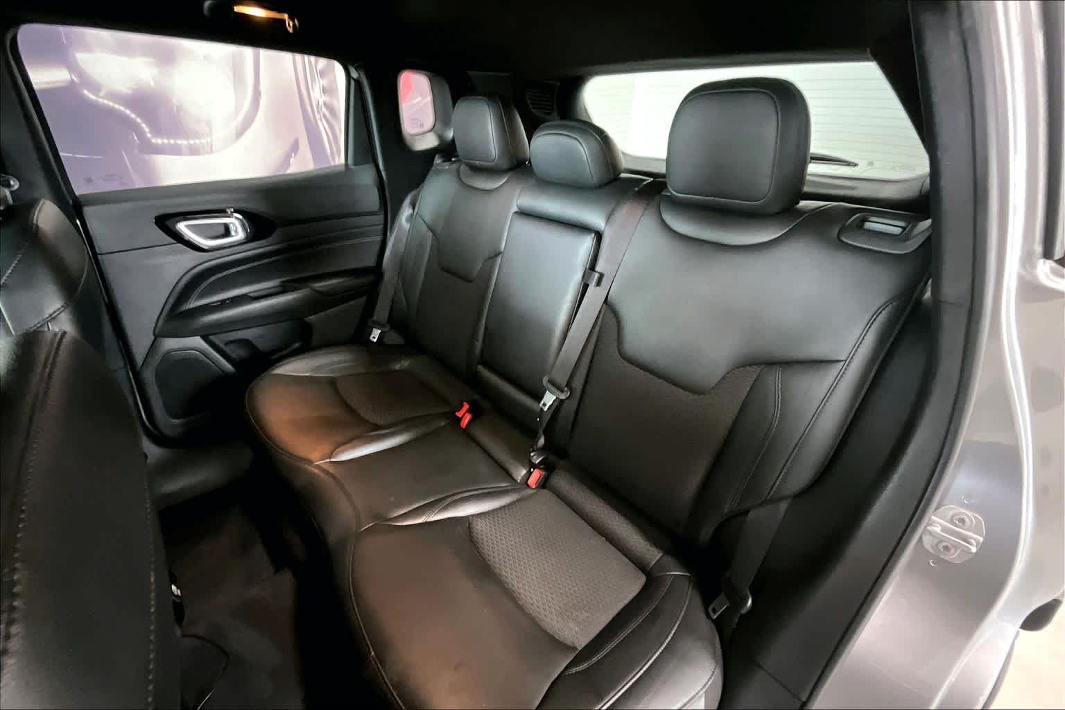 Thumbnail: 2022 Jeep Compass - 26