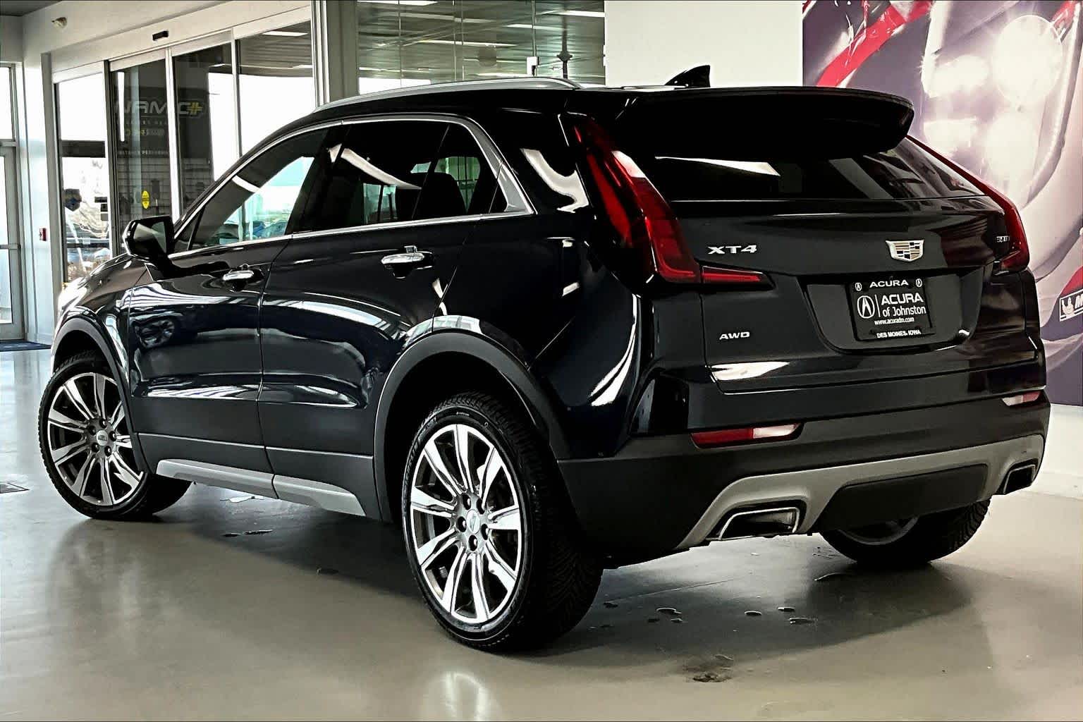 Thumbnail: 2023 Cadillac XT4 - 4