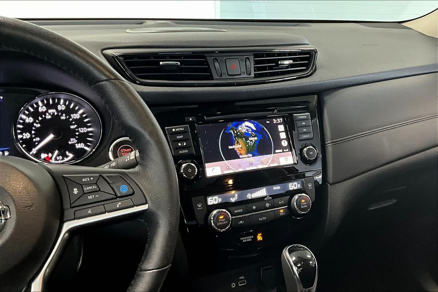 Thumbnail: 2019 Nissan Rogue - 14