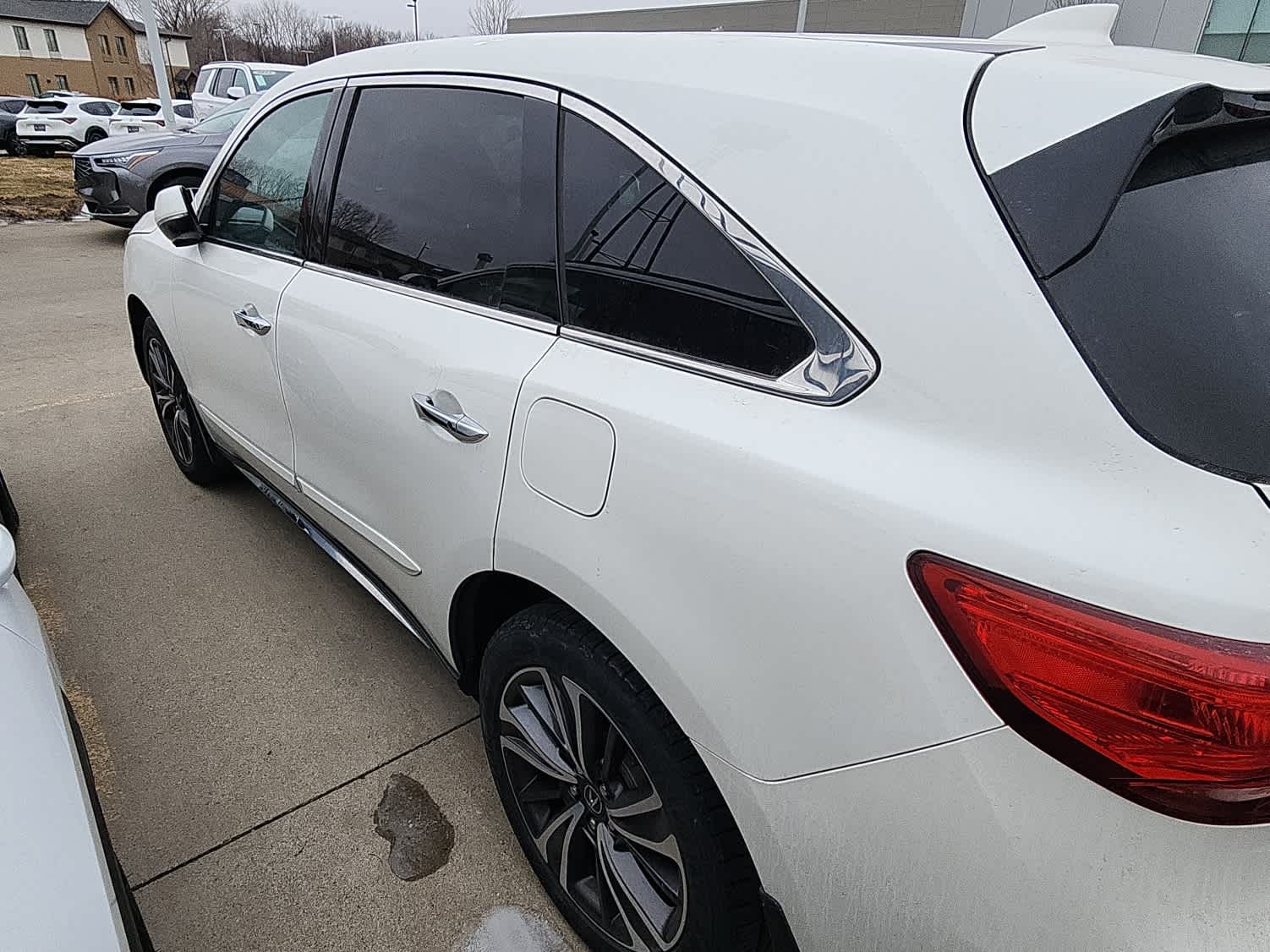 Thumbnail: 2019 Acura MDX - 8