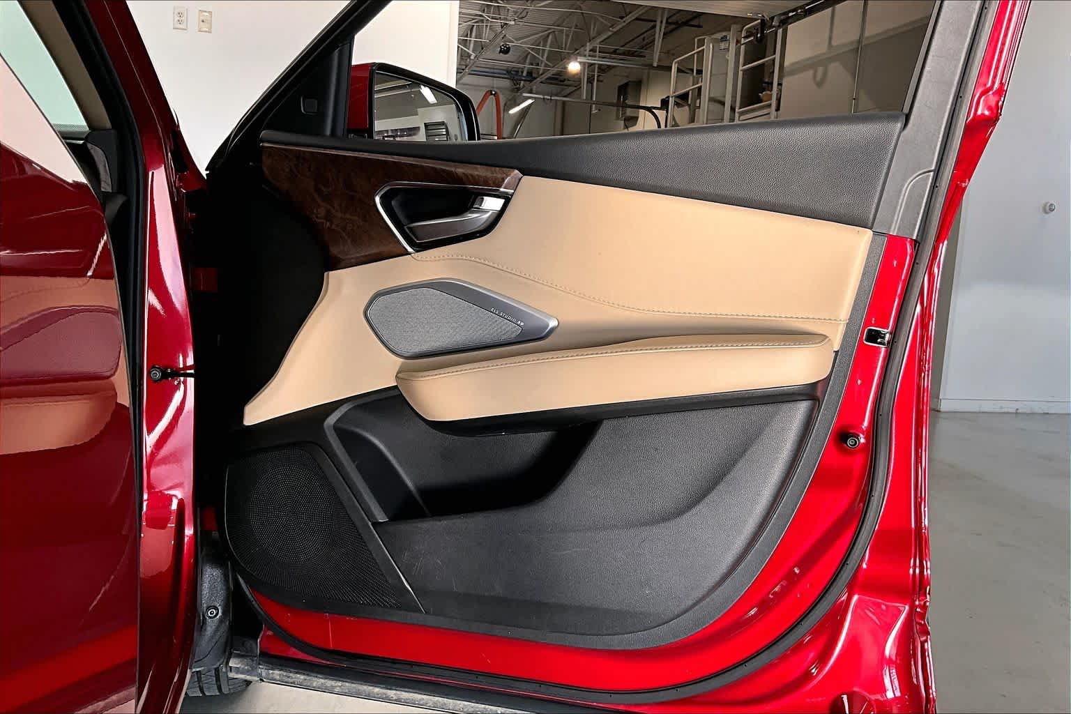 Thumbnail: 2024 Acura RDX - 24