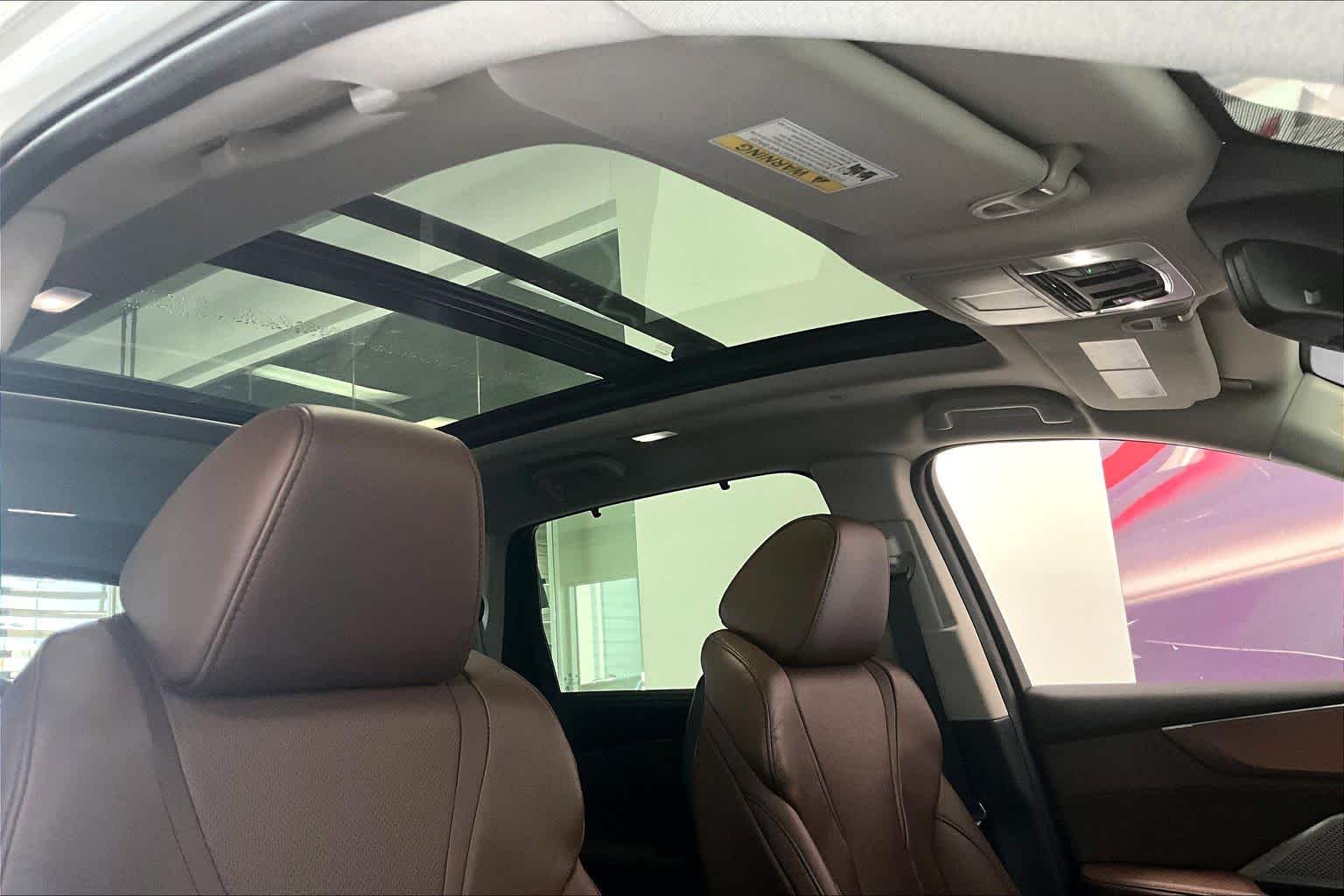 Thumbnail: 2022 Acura MDX - 27