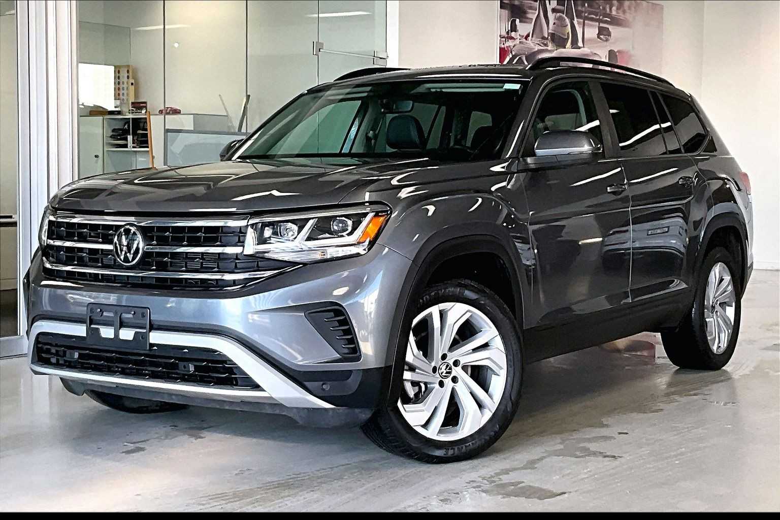 Thumbnail: 2023 Volkswagen Atlas - 1