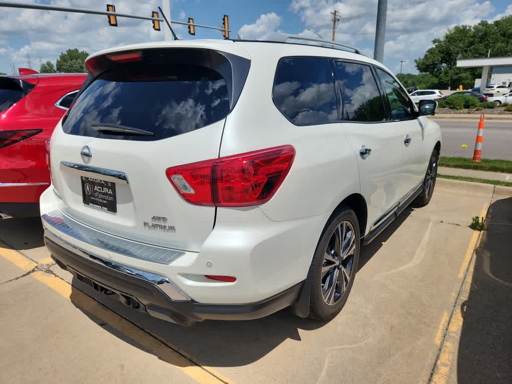 Thumbnail: 2018 Nissan Pathfinder - 3