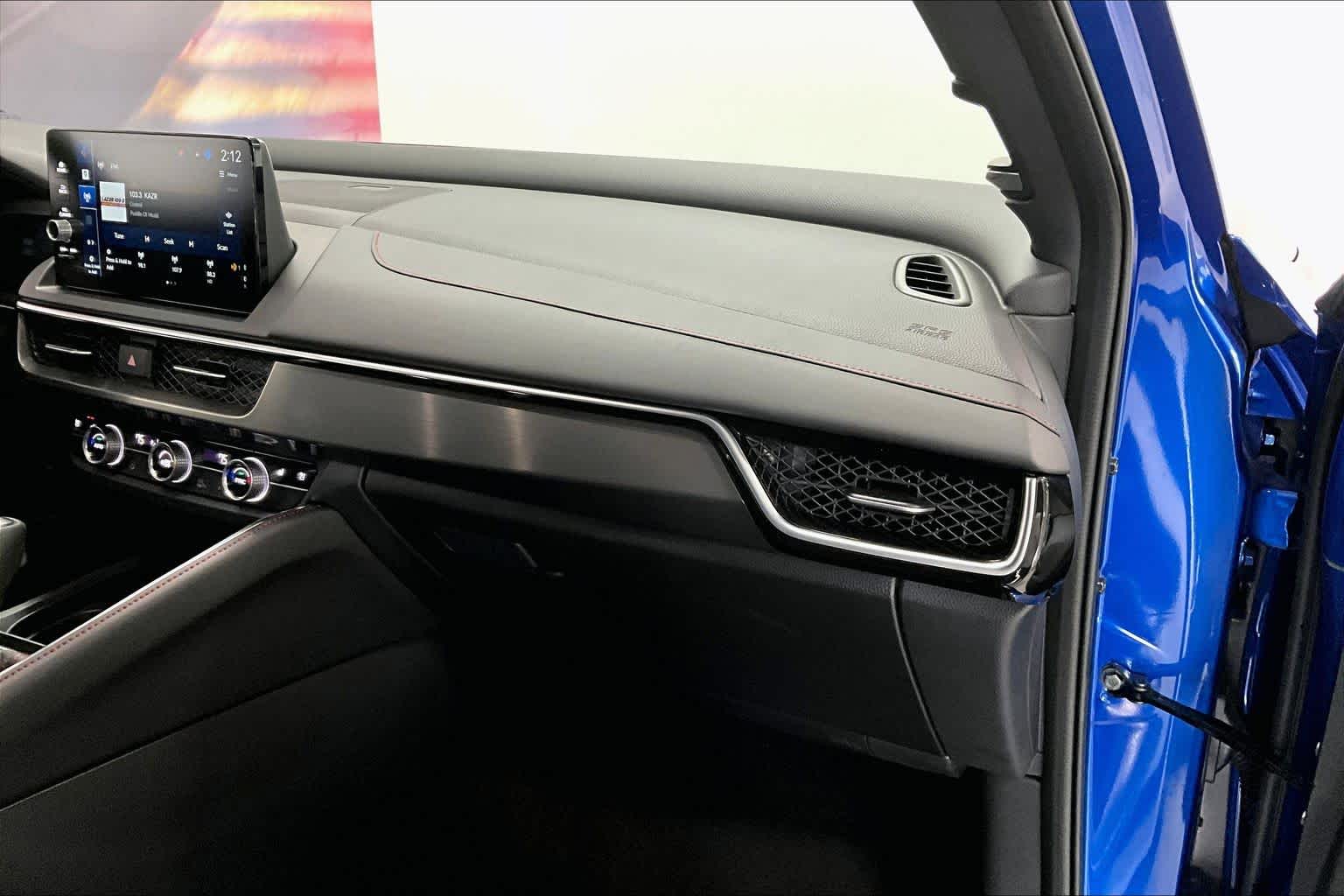 Thumbnail: 2025 Acura ADX - 21