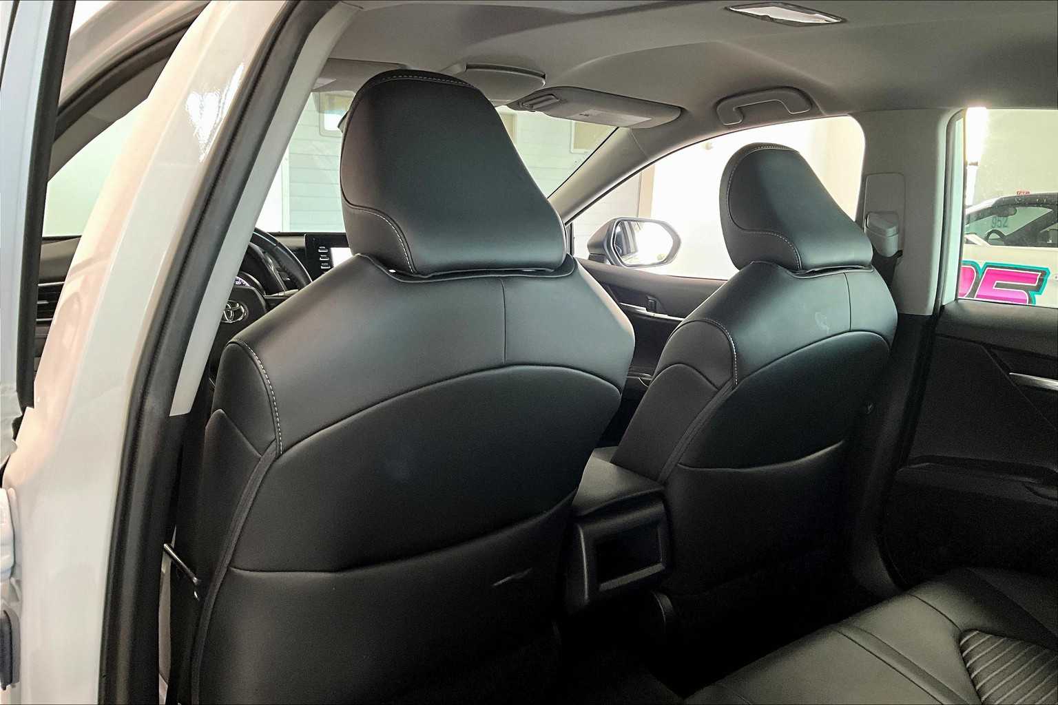 Thumbnail: 2023 Toyota Camry - 11