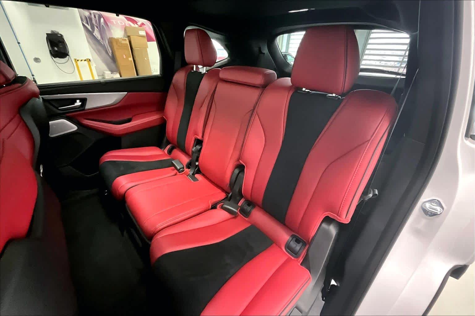 Thumbnail: 2026 Acura MDX - 27