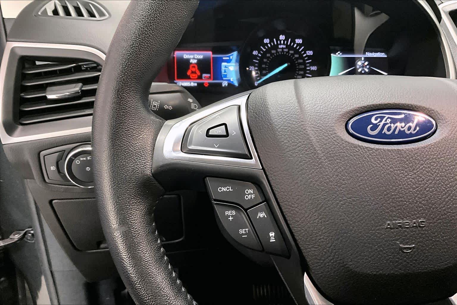 Thumbnail: 2020 Ford Edge - 22