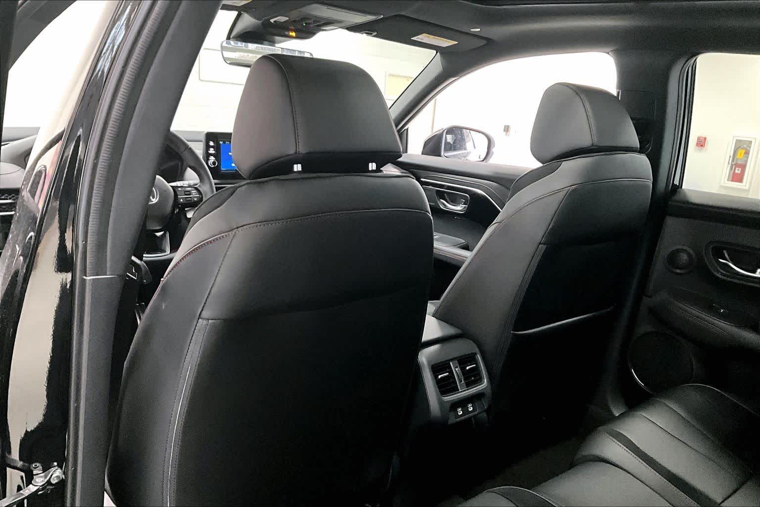 Thumbnail: 2025 Acura ADX - 11