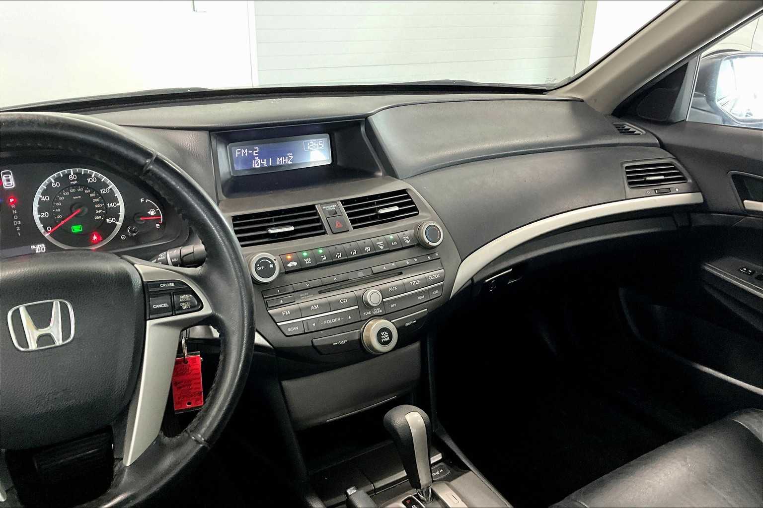 Thumbnail: 2011 Honda Accord - 11