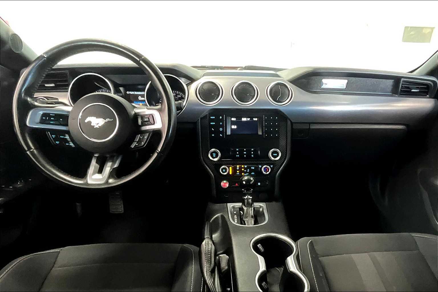 Thumbnail: 2019 Ford Mustang - 10
