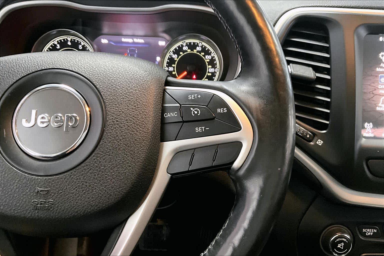 Thumbnail: 2014 Jeep Cherokee - 23