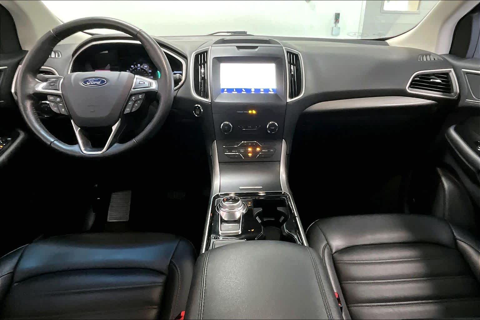 Thumbnail: 2020 Ford Edge - 9