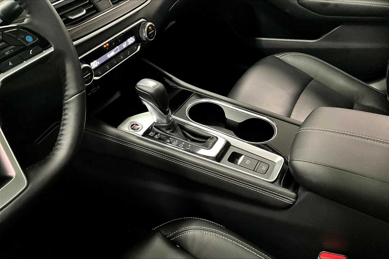 Thumbnail: 2022 Nissan Altima - 15