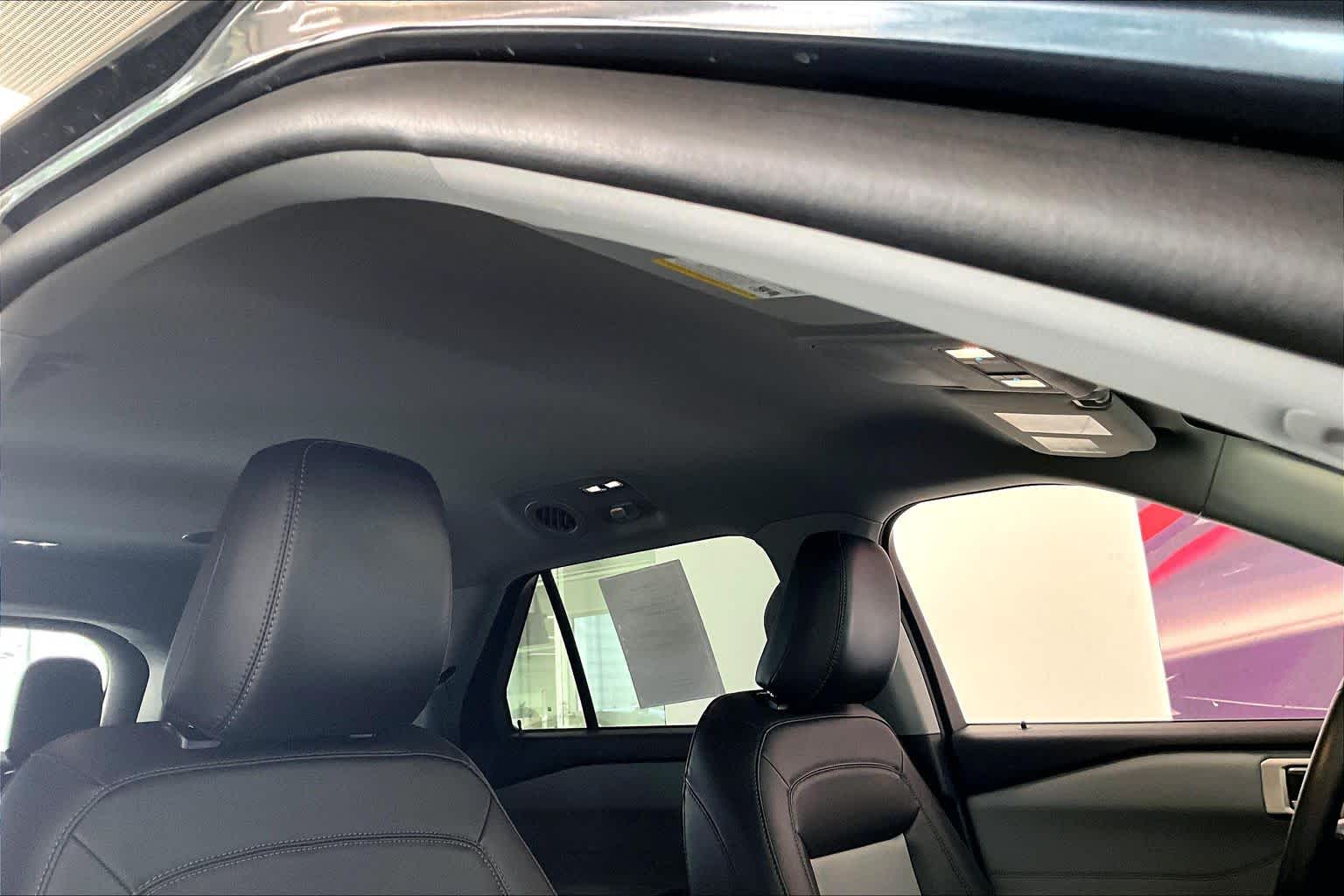 Thumbnail: 2023 Ford Explorer - 27