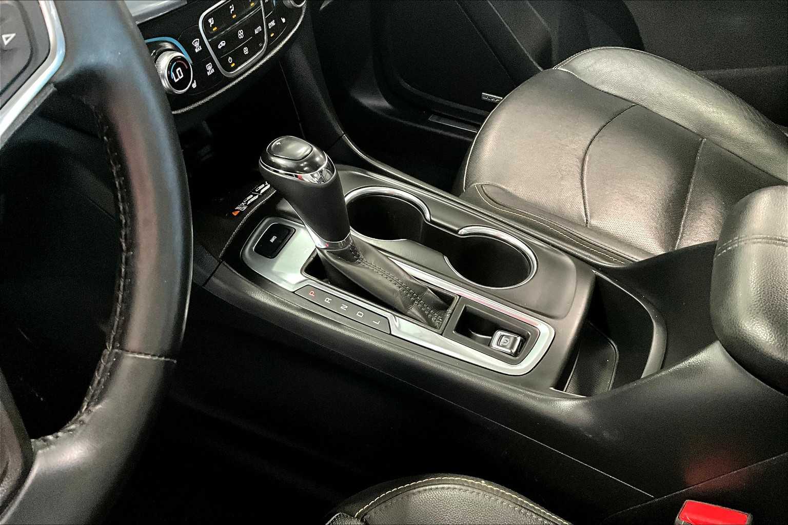 Thumbnail: 2018 Chevrolet Equinox - 15