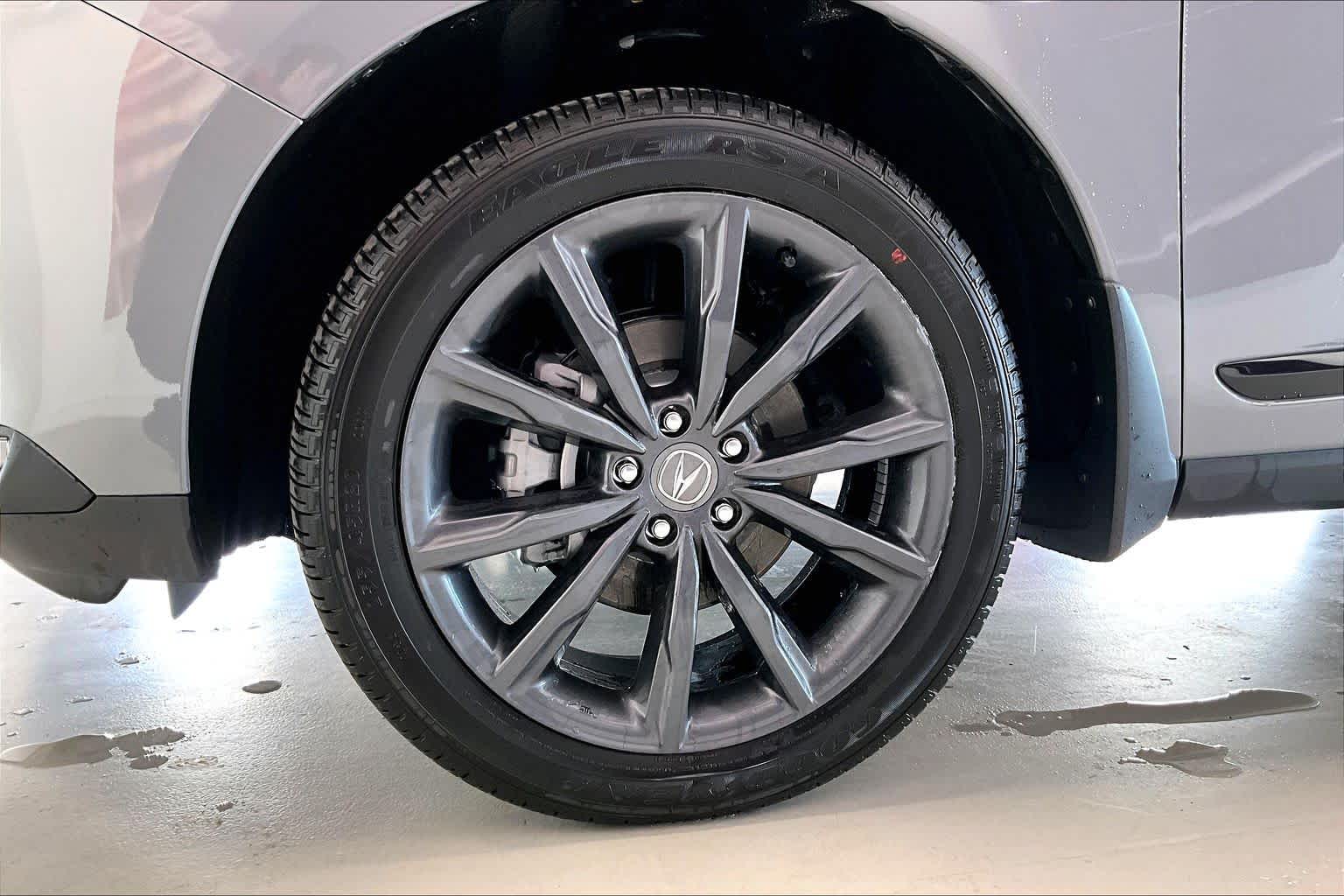 Thumbnail: 2026 Acura RDX - 8