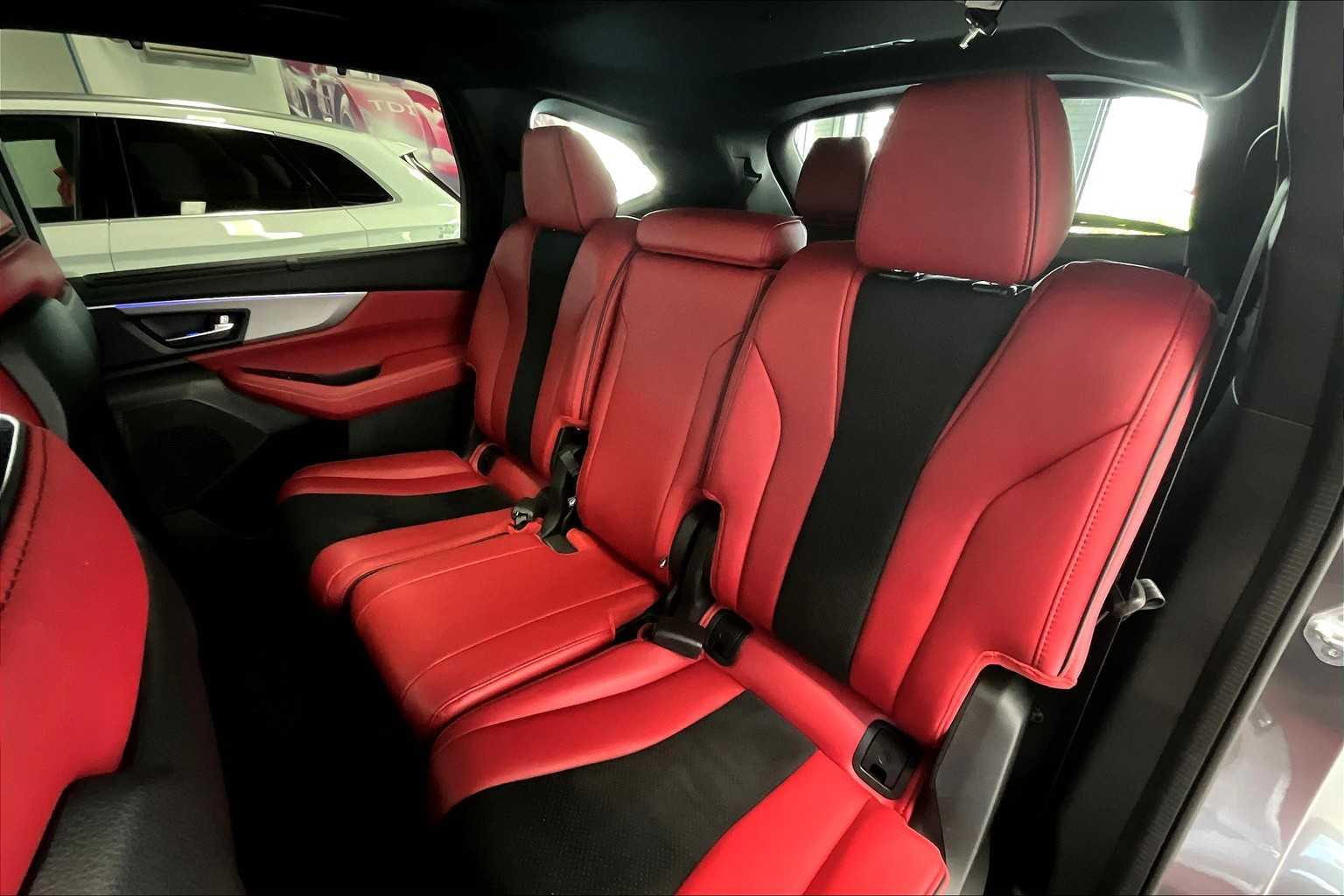 2023 Acura MDX Base 28