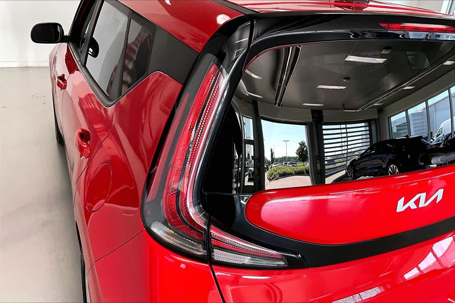 Thumbnail: 2023 Kia Soul - 29