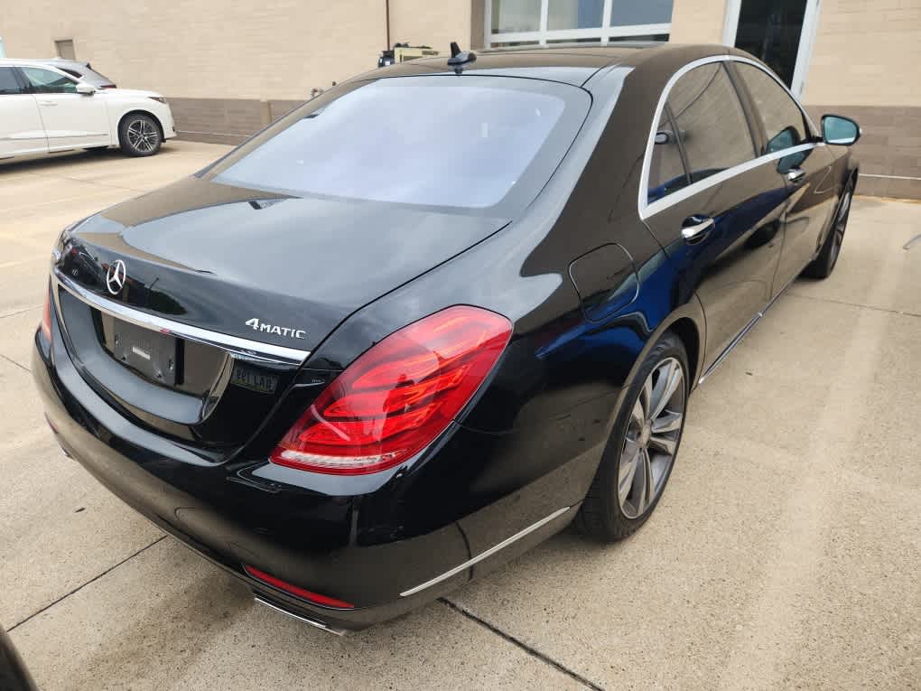 Thumbnail: 2016 Mercedes-Benz S-Class - 4