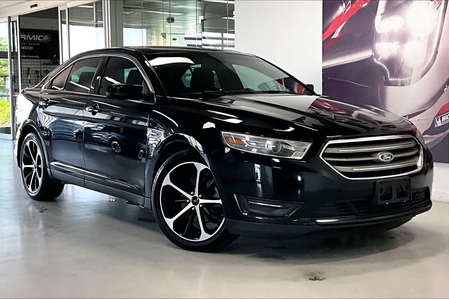 Thumbnail: 2014 Ford Taurus - 19