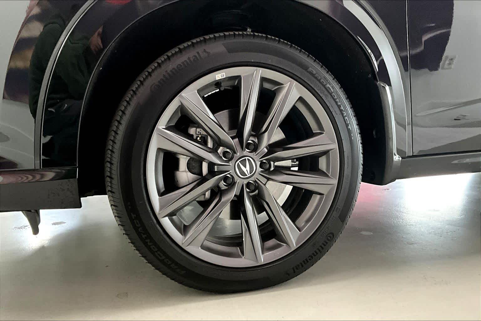 Thumbnail: 2025 Acura ADX - 8