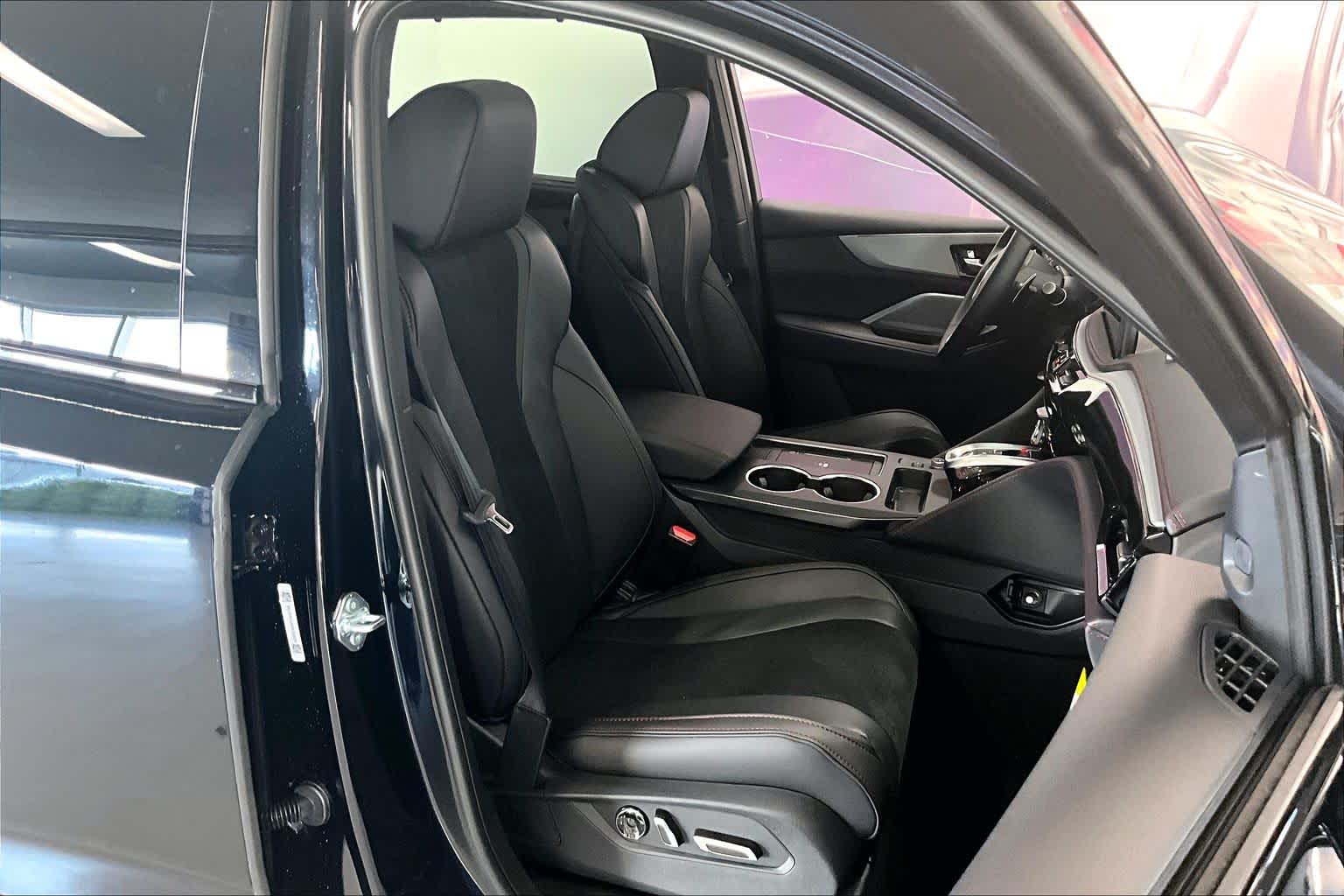 Thumbnail: 2026 Acura MDX - 13