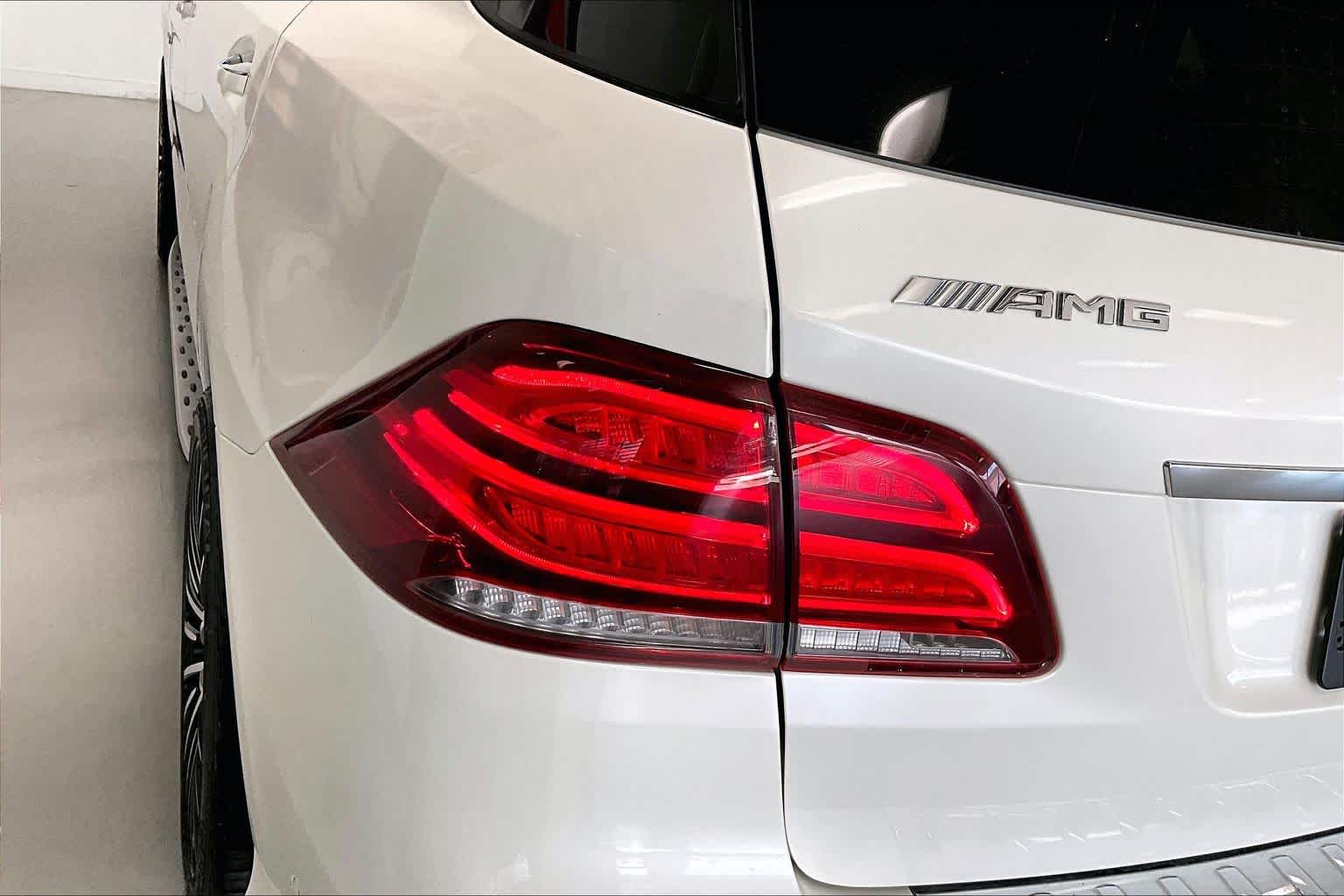 Thumbnail: 2018 Mercedes-Benz GLE - 29