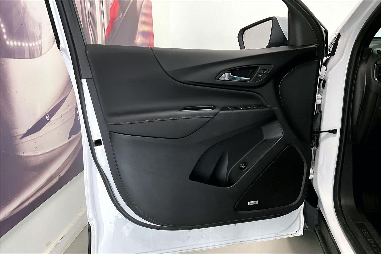 Thumbnail: 2023 Chevrolet Equinox - 25