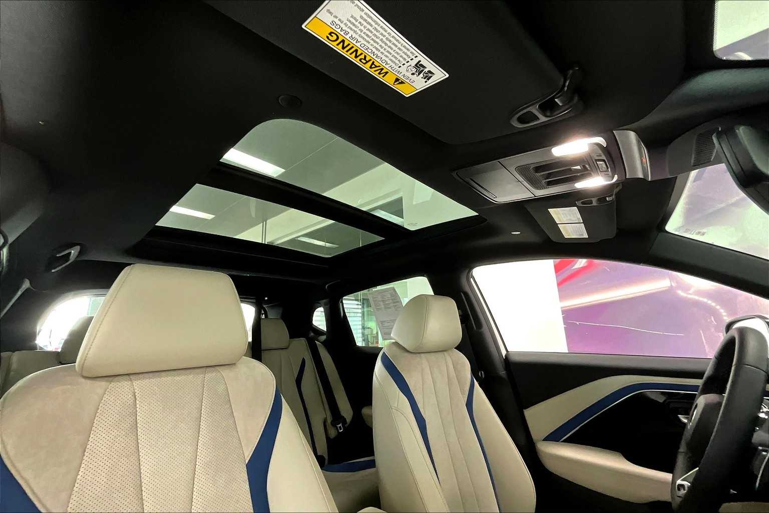 Thumbnail: 2025 Acura ADX - 28