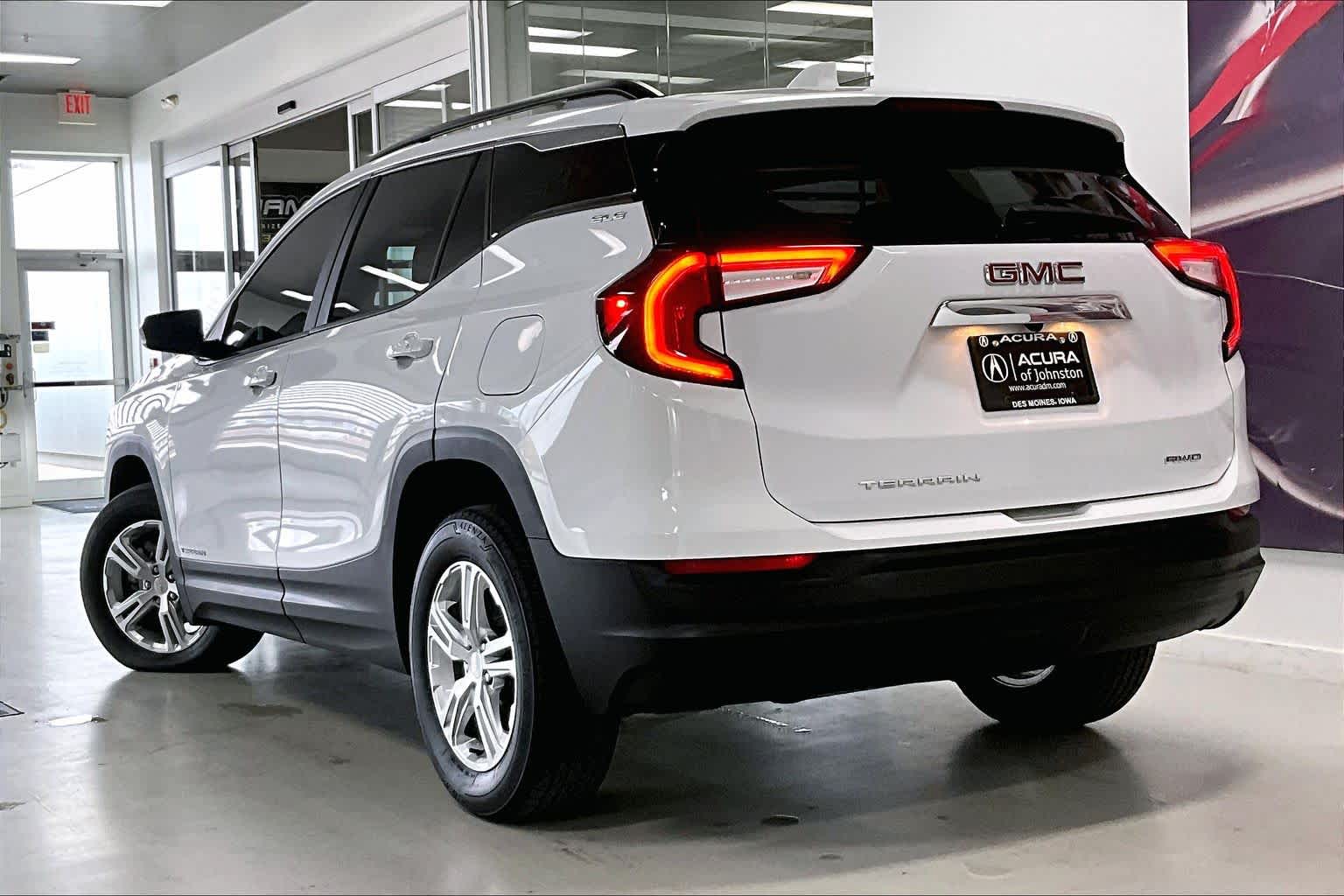 Thumbnail: 2022 GMC Terrain - 4