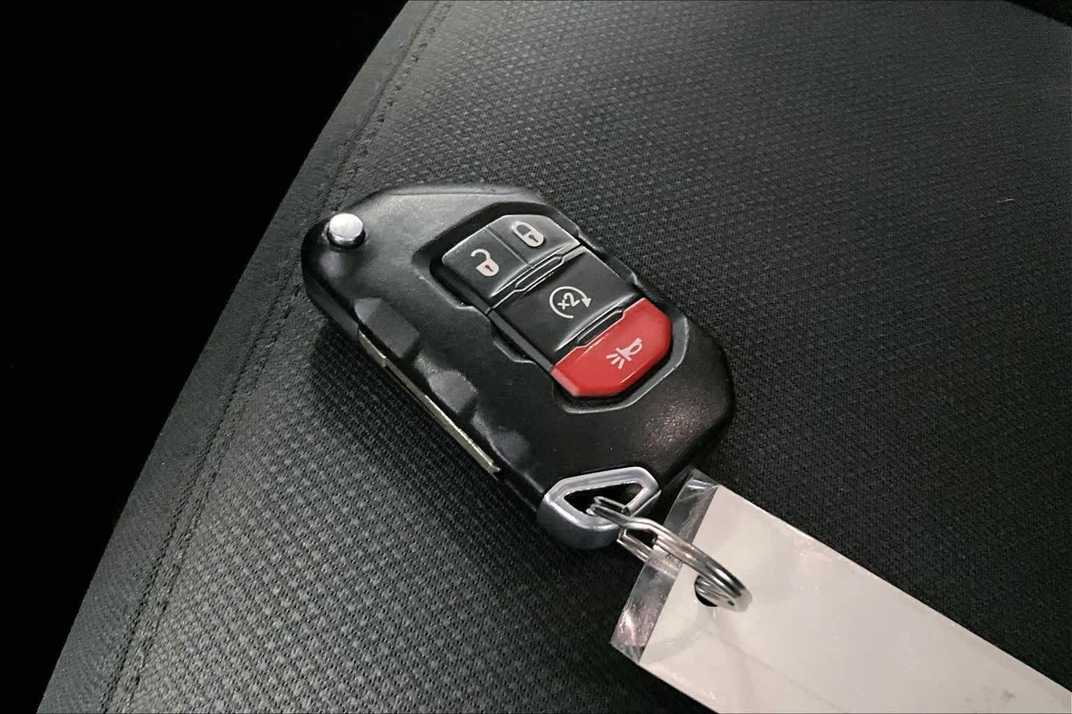 Thumbnail: 2018 Jeep Wrangler - 16